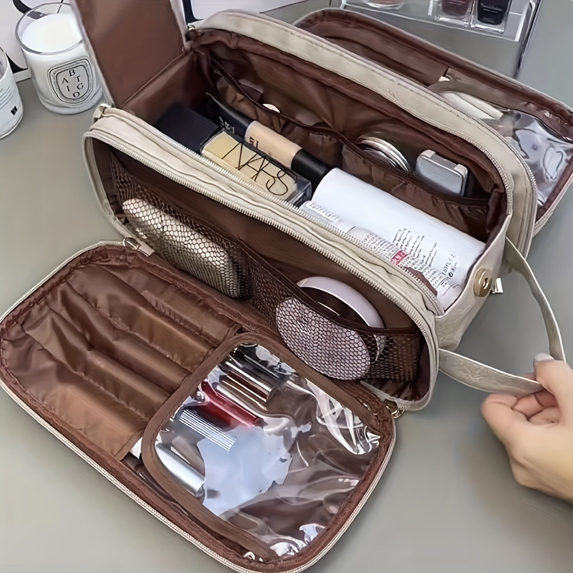 2023 New Multi-functional Cosmetic Bag Women's Large Capacity Portable Travel High-level Cosmetic Brush Toiletry Storage Bag